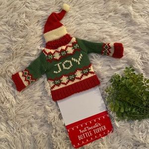 Holiday Gift Wrap Knit ‘JOY’ Sweater & Hat Bottle Topper 💗 Green & Red
